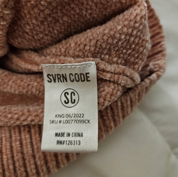 Girls Sweater - Picture 2 of 5